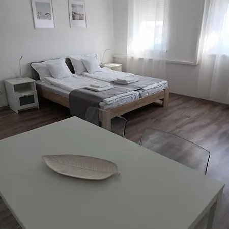 Comfyhome Апартаменты Шиофок